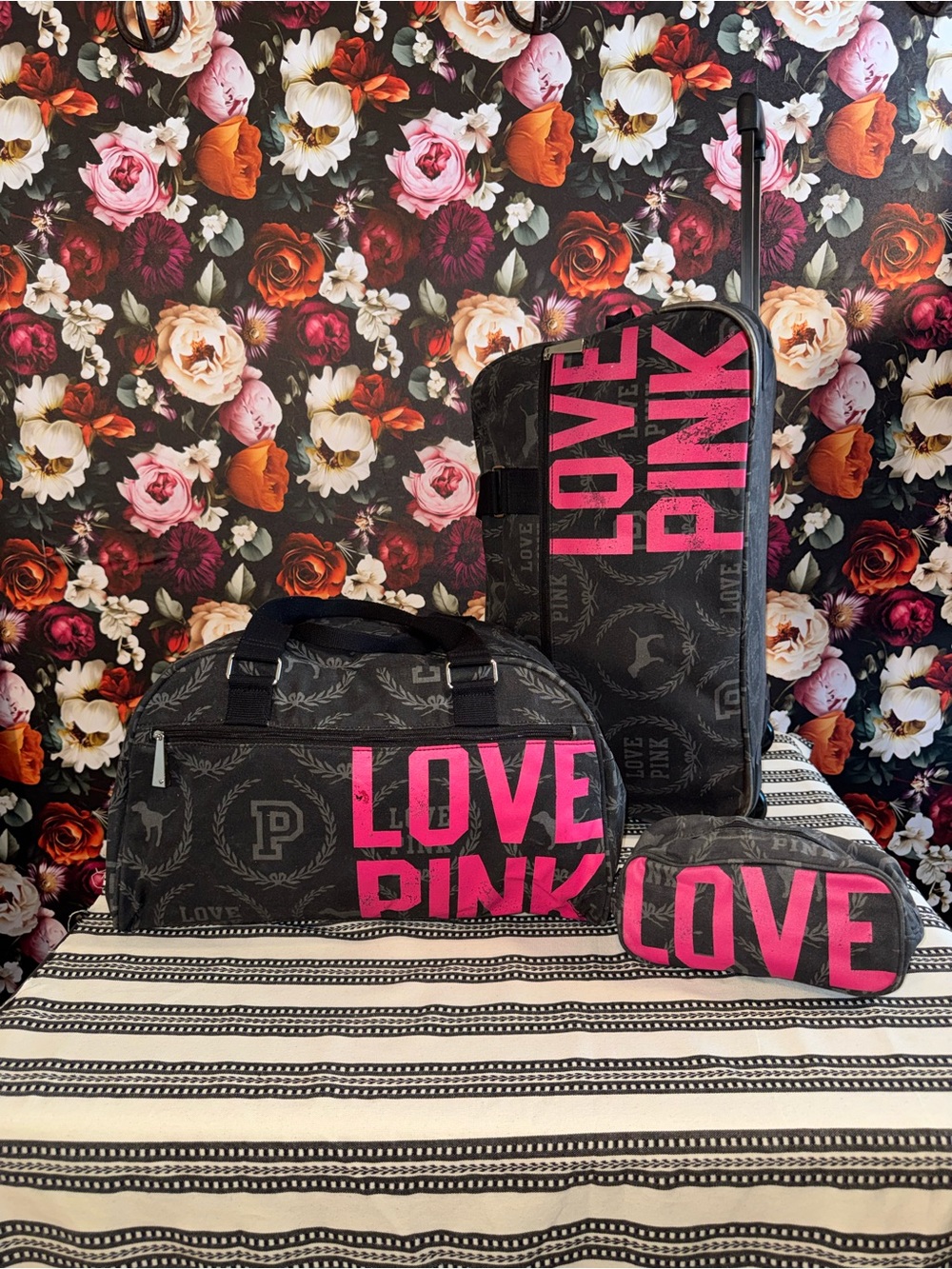 PINK Victoria's Secret Charcoal Gray Luggage Set w/ Hot Pink Logo, RARE, Y2K